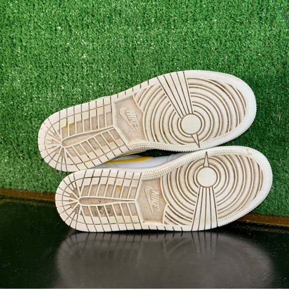 Nike Air Jordan 1 Low White Multi Neon Color CW7035-100 Gradeschool Girl Size 5Y - Picture 5 of 6